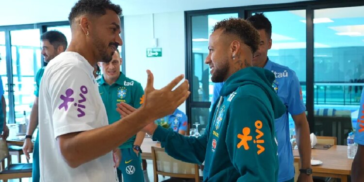Especialista explica recuperação de Neymar na seleção brasileira