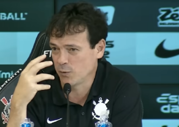 Diniz avisa rivais e abre as portas para ataque avassalador com três nomes de peso no Timão