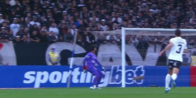 Corinthians perde em casa na Libertadores, mas termina fase de grupos na liderança