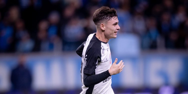 Flamengo quer tirar estrela do Corinthians e clube alvinegro quer Everton Cebolinha