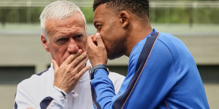 Saliba fora de amistoso; Mbappé apto para a Copa