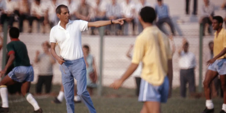 As aventuras de João Saldanha no país do futebol
